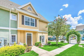 Near Disney! Spacious 4BR Home with Resort Pool, Hot Tub and More!